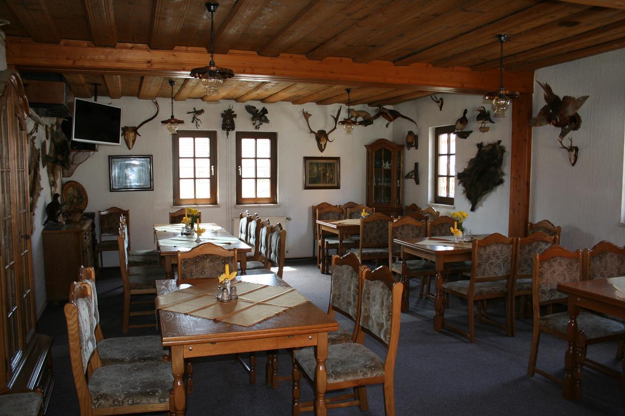 Gasthaus & Hotel Zur Linde Hermsdorf  Extérieur photo