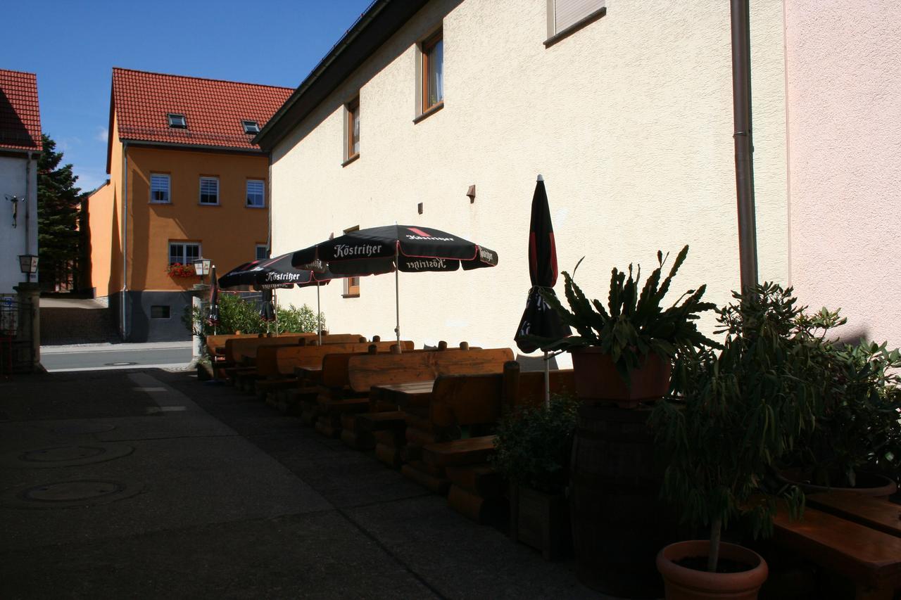 Gasthaus & Hotel Zur Linde Hermsdorf  Extérieur photo