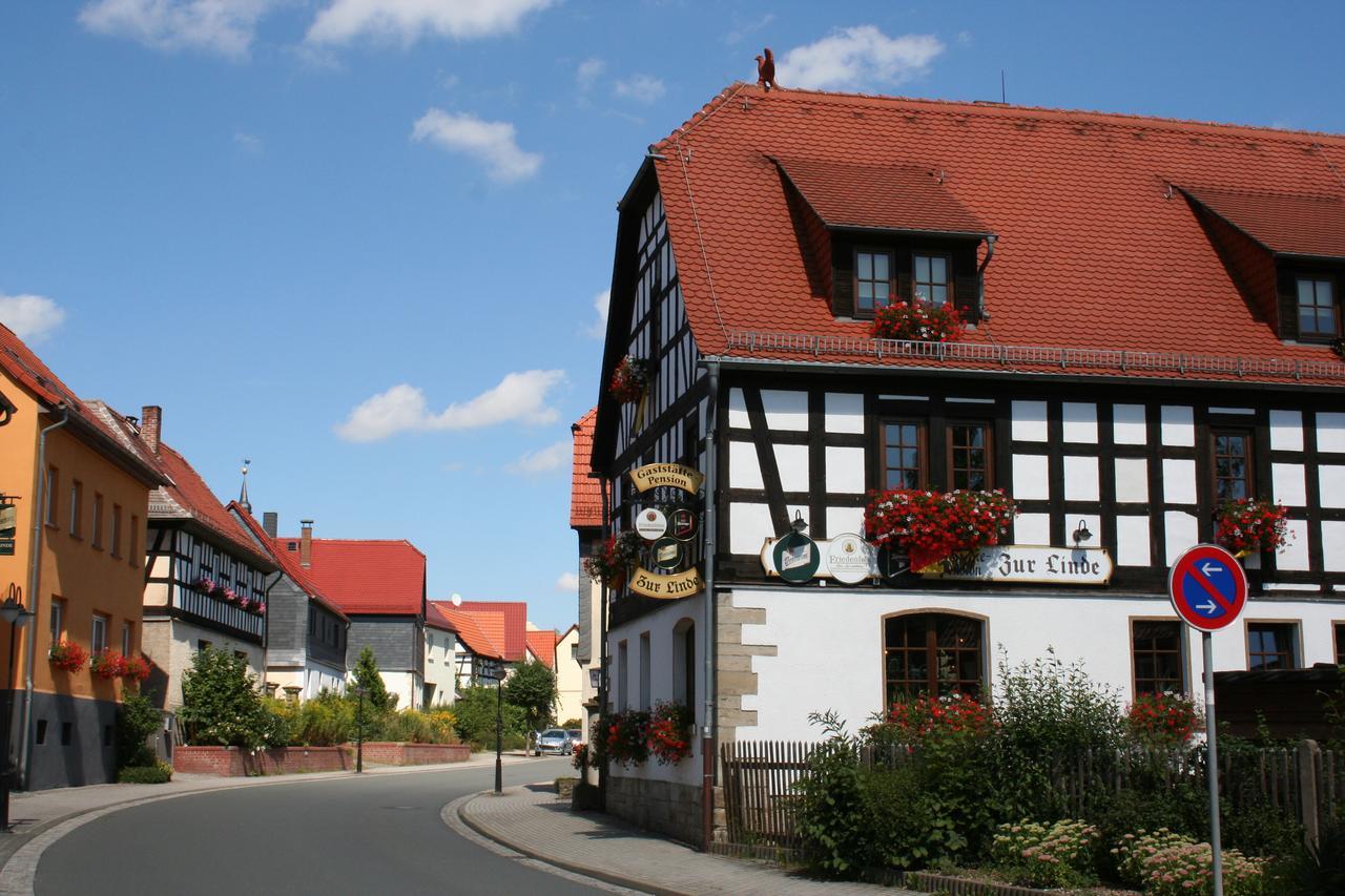 Gasthaus & Hotel Zur Linde Hermsdorf  Extérieur photo