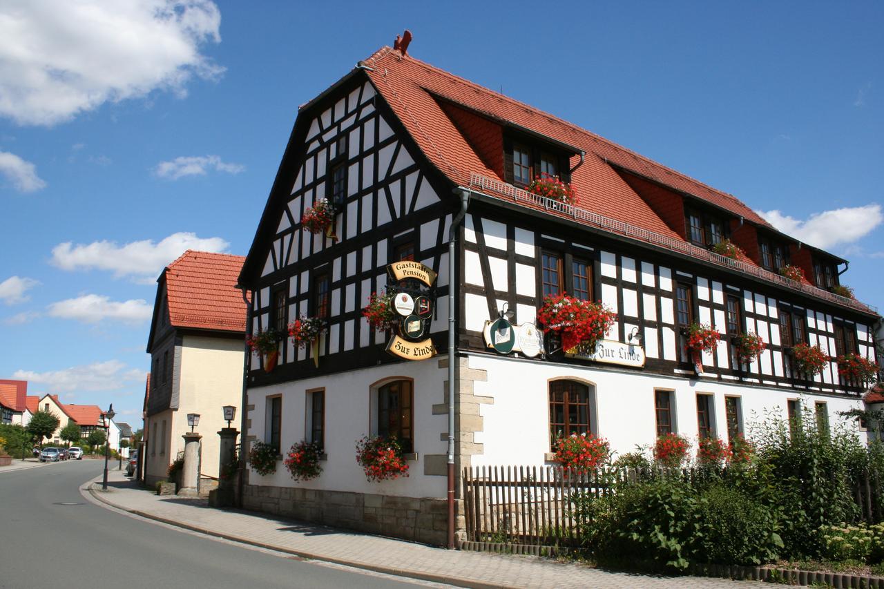 Gasthaus & Hotel Zur Linde Hermsdorf  Extérieur photo