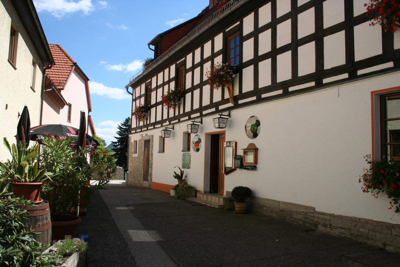 Gasthaus & Hotel Zur Linde Hermsdorf  Extérieur photo